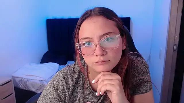 Red_Lola_ from StripChat is Freechat