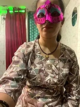 Photos of Red_Queen_11 from StripChat is Freechat