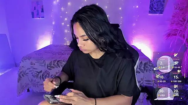 Riana_Kean from StripChat is Freechat