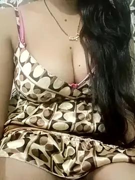 riya_reena from StripChat is Freechat
