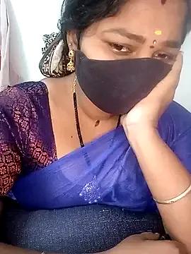 Photos of Rojaa009 from StripChat is Freechat