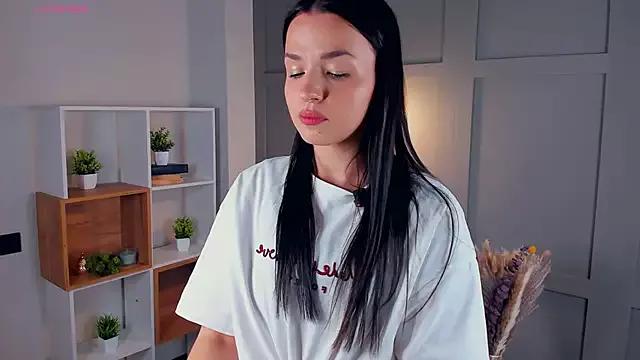 RomonaHouts from StripChat is Freechat