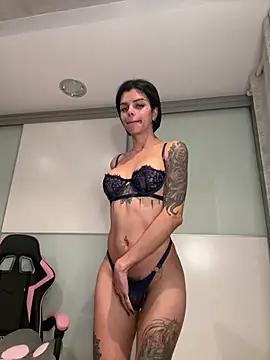 Unleash your urge for fetish cams livestreamers with our pick of steaming hot models, versed in the art of seduction and indulgence.