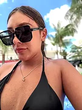 Unleash your urge for fetish cams livestreamers with our pick of steaming hot models, versed in the art of seduction and indulgence.