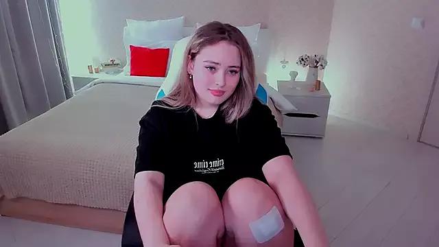 Unleash your urge for fetish cams livestreamers with our pick of steaming hot models, versed in the art of seduction and indulgence.