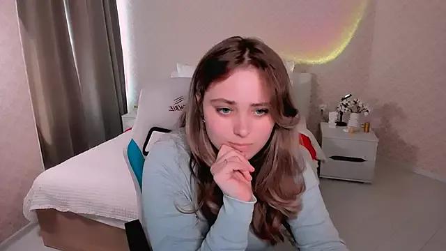 Rose_Sweetiee from StripChat is Freechat