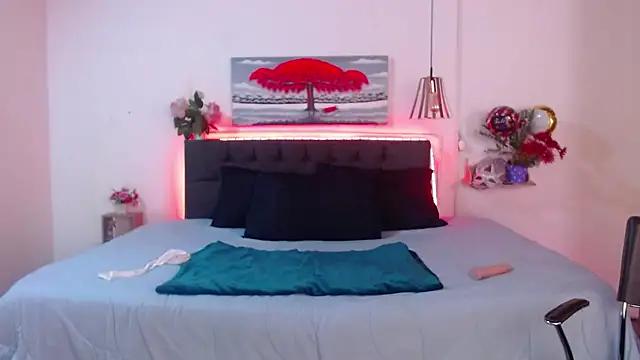 Unleash your urge for fetish cams livestreamers with our pick of steaming hot models, versed in the art of seduction and indulgence.