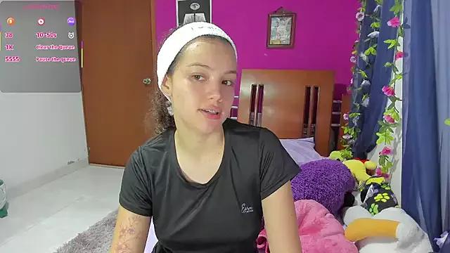 Unleash your urge for fetish cams livestreamers with our pick of steaming hot models, versed in the art of seduction and indulgence.