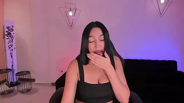 Unleash your urge for fetish cams livestreamers with our pick of steaming hot models, versed in the art of seduction and indulgence.
