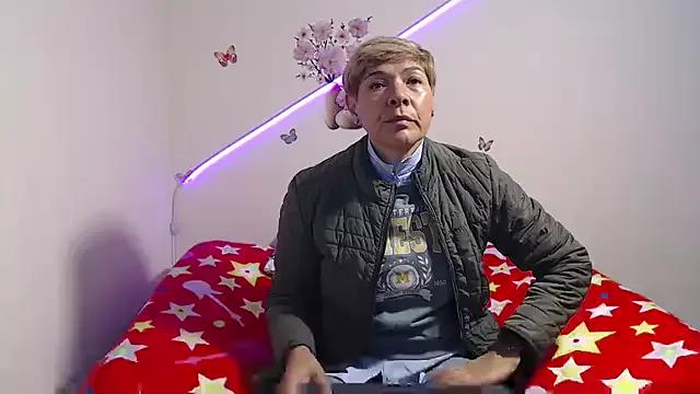 rosyxs1 from StripChat is Freechat