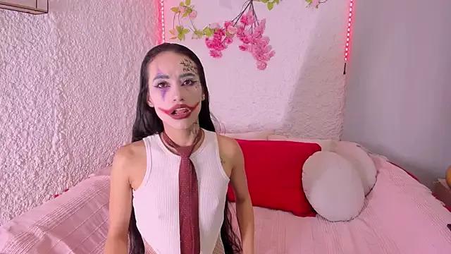 Unleash your urge for fetish cams livestreamers with our pick of steaming hot models, versed in the art of seduction and indulgence.