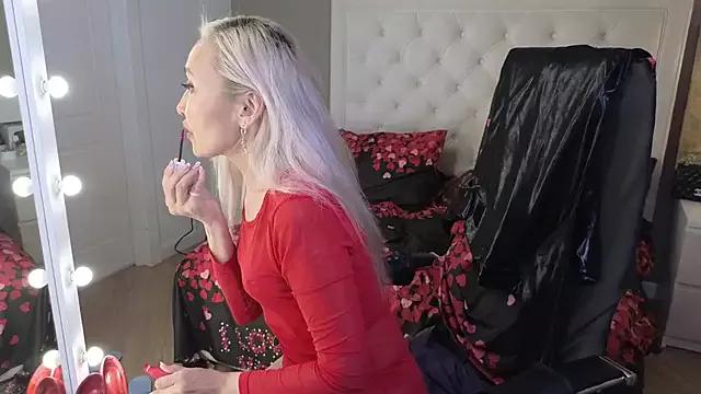Unleash your urge for fetish cams livestreamers with our pick of steaming hot models, versed in the art of seduction and indulgence.