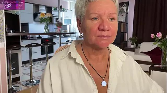 roxana_brooks from StripChat is Freechat