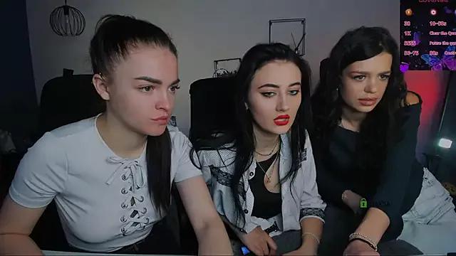Unleash your urge for fetish cams livestreamers with our pick of steaming hot models, versed in the art of seduction and indulgence.