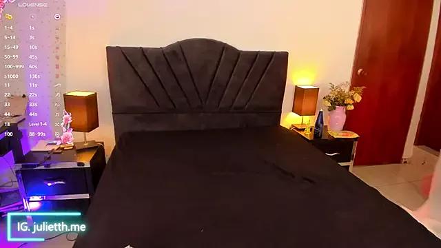 Unleash your urge for fetish cams livestreamers with our pick of steaming hot models, versed in the art of seduction and indulgence.