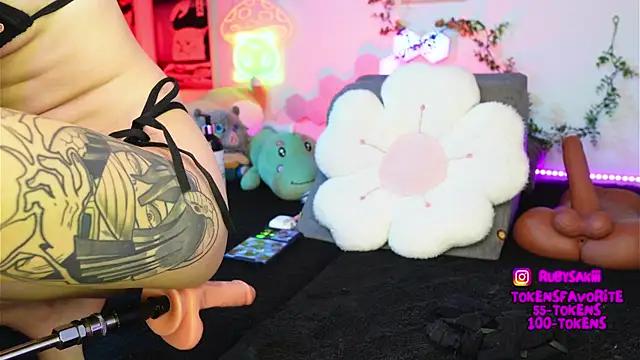 Unleash your urge for fetish cams livestreamers with our pick of steaming hot models, versed in the art of seduction and indulgence.