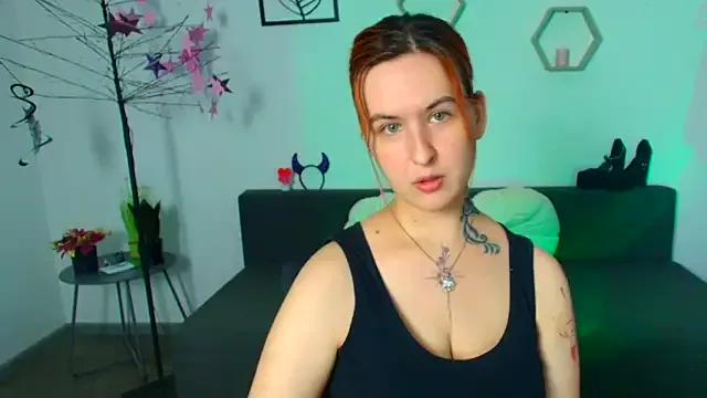 RubyHolmess from StripChat is Freechat