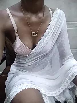 Rubylux3394 from StripChat is Freechat