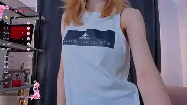 Ruth_Benson from StripChat is Freechat