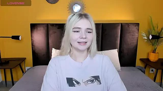 Unleash your urge for fetish cams livestreamers with our pick of steaming hot models, versed in the art of seduction and indulgence.