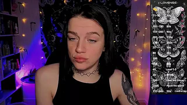 RuthMartine from StripChat is Freechat
