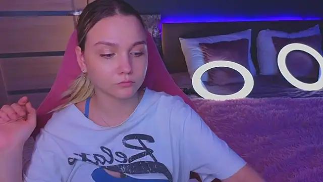 Unleash your urge for fetish cams livestreamers with our pick of steaming hot models, versed in the art of seduction and indulgence.