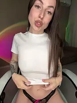 Unleash your urge for fetish cams livestreamers with our pick of steaming hot models, versed in the art of seduction and indulgence.