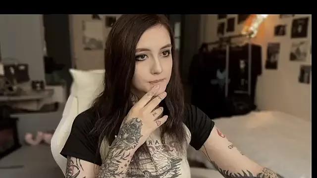 SallyJohnson from StripChat is Freechat