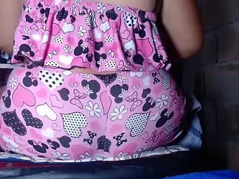 salmaextremeperver from StripChat is Freechat