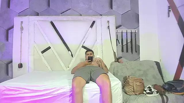 Unleash your urge for fetish cams livestreamers with our pick of steaming hot models, versed in the art of seduction and indulgence.