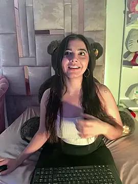 Unleash your urge for fetish cams livestreamers with our pick of steaming hot models, versed in the art of seduction and indulgence.