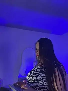 SamanthaDiamonds_ from StripChat is Freechat