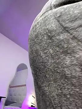 Unleash your urge for fetish cams livestreamers with our pick of steaming hot models, versed in the art of seduction and indulgence.