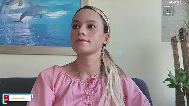 Unleash your urge for fetish cams livestreamers with our pick of steaming hot models, versed in the art of seduction and indulgence.