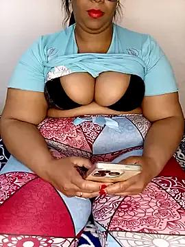 Samara-Bella from StripChat is Freechat