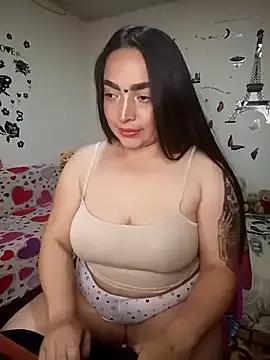 Unleash your urge for fetish cams livestreamers with our pick of steaming hot models, versed in the art of seduction and indulgence.