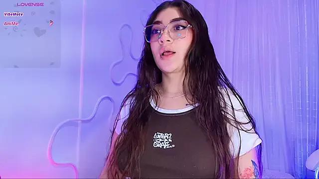 Samii_Evans from StripChat is Freechat