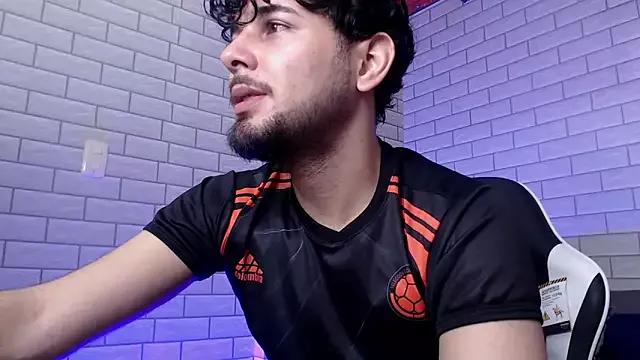 Unleash your urge for fetish cams livestreamers with our pick of steaming hot models, versed in the art of seduction and indulgence.