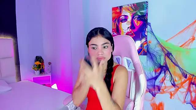 Unleash your urge for fetish cams livestreamers with our pick of steaming hot models, versed in the art of seduction and indulgence.