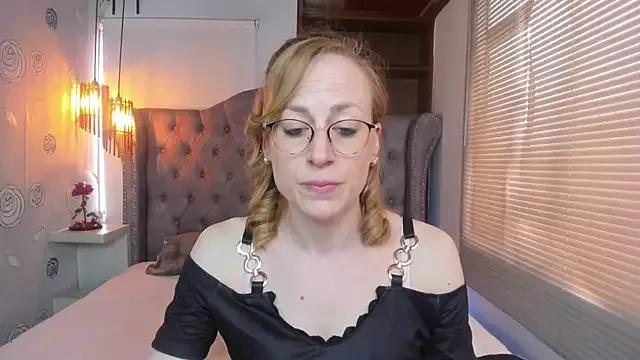 Unleash your urge for fetish cams livestreamers with our pick of steaming hot models, versed in the art of seduction and indulgence.