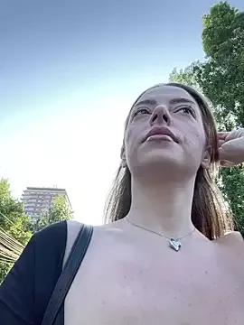 Sandra_Jo from StripChat is Freechat