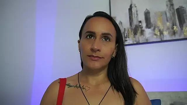 Unleash your urge for fetish cams livestreamers with our pick of steaming hot models, versed in the art of seduction and indulgence.