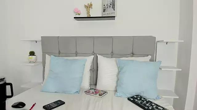 Unleash your urge for fetish cams livestreamers with our pick of steaming hot models, versed in the art of seduction and indulgence.