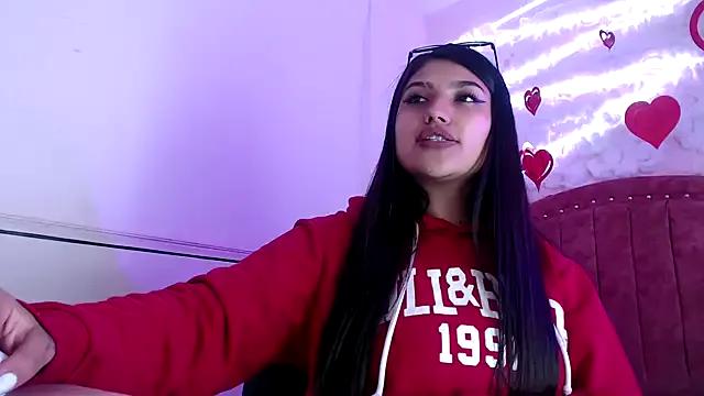 Unleash your urge for fetish cams livestreamers with our pick of steaming hot models, versed in the art of seduction and indulgence.