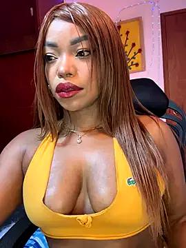 Unleash your urge for fetish cams livestreamers with our pick of steaming hot models, versed in the art of seduction and indulgence.