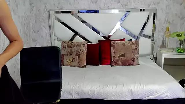 Unleash your urge for fetish cams livestreamers with our pick of steaming hot models, versed in the art of seduction and indulgence.