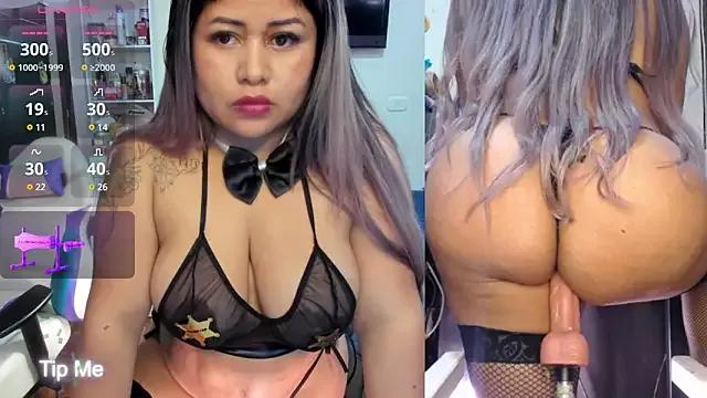 Unleash your urge for fetish cams livestreamers with our pick of steaming hot models, versed in the art of seduction and indulgence.