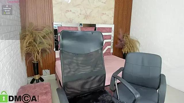 Unleash your urge for fetish cams livestreamers with our pick of steaming hot models, versed in the art of seduction and indulgence.