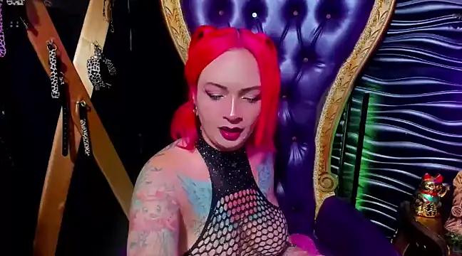 Unleash your urge for fetish cams livestreamers with our pick of steaming hot models, versed in the art of seduction and indulgence.