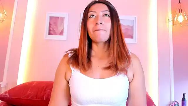 SashaGreyy_ from StripChat is Freechat